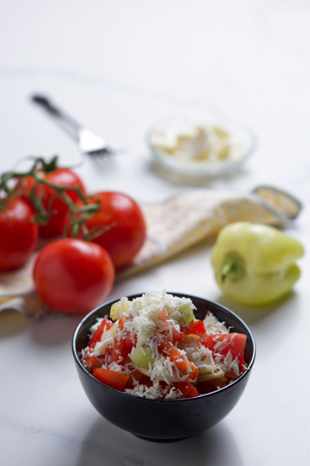 Beefsteak Tomato, Bacon & Red Onion Salad Recipe