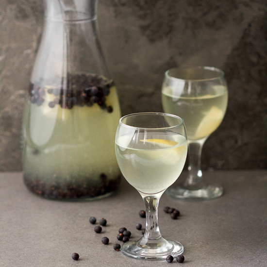 juniper berry juice smreka foodgawker