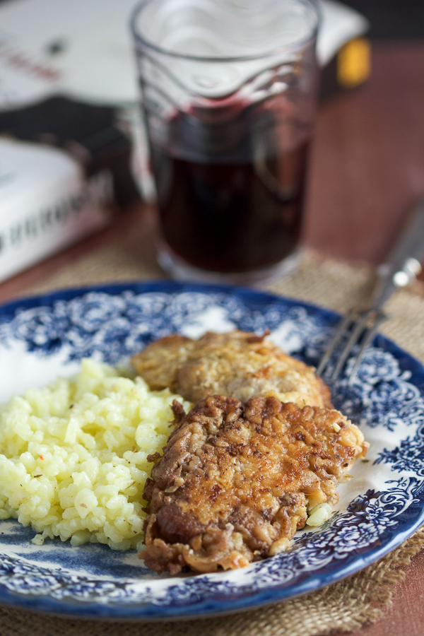  Let me break down these red wine veal schnitzels. Today we're making veal (which is nothing but a younger version of beef) schnitzels (basically just means breaded meat), baked in red wine (I don't need to explain red wine to you). 