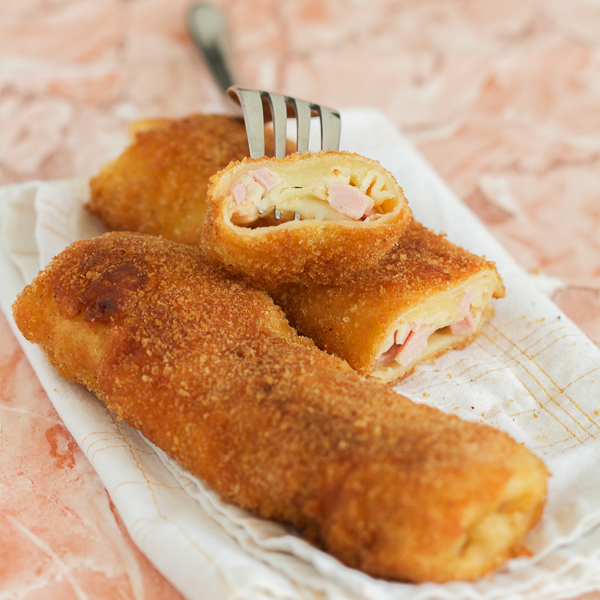 Breaded Crepes With Ham and Cheese Pohovane Sa Sirom i Sunkom