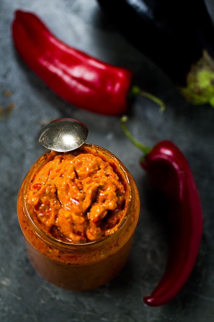 ajvar, chutney, pepper chutney, eggplant chutney, balkan spread, balkan dip ajvar, red pepper and eggplant dip, pepper dip | balkanlunchbox.com