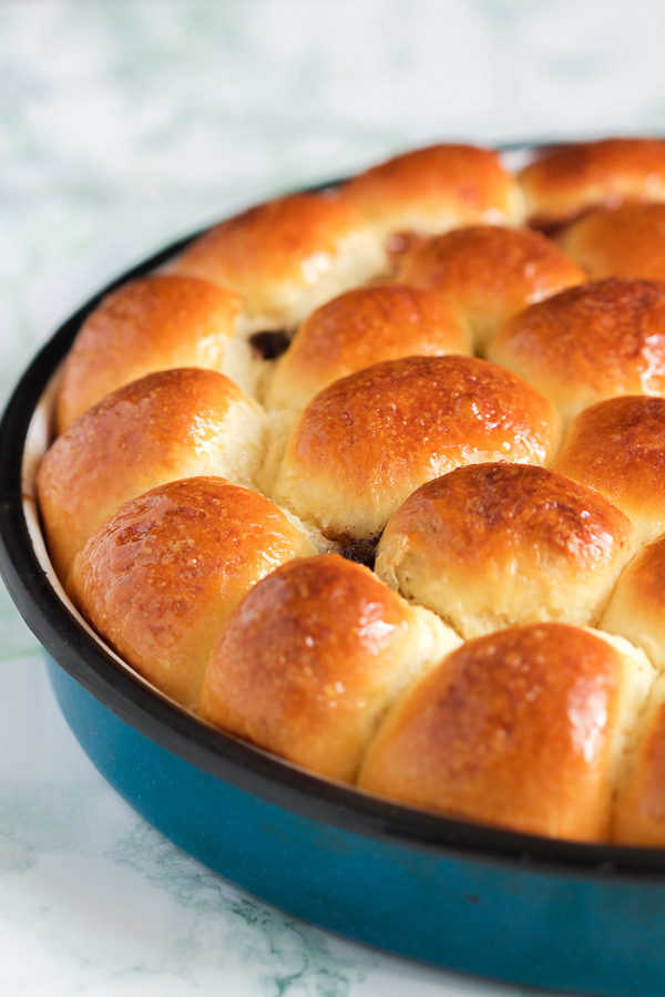 Thick and plump marmalade rolls.