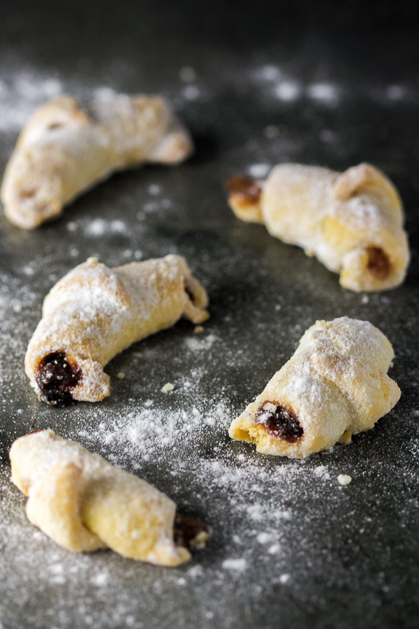 perfect cookie filled with jam and baked. Classic combo for the win!