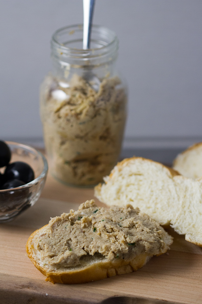 Veal pâté is a smooth, spread that works well as an appetizer or a side. Rich meat flavor is sweetened by being simmered in onions, and additionally softened by blending with mayonnaise and sour cream. It's not a surprise this decadent spread is everyone's favorite breakfast. 