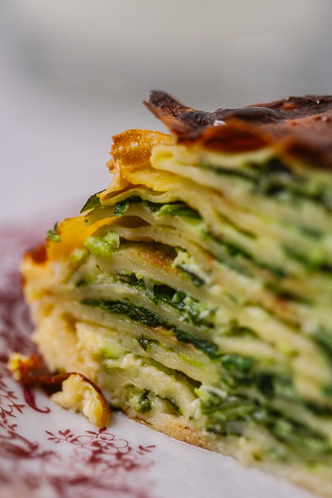 savory crepes, crepes filled with spinach and cheese | balkanlunchbox.com
