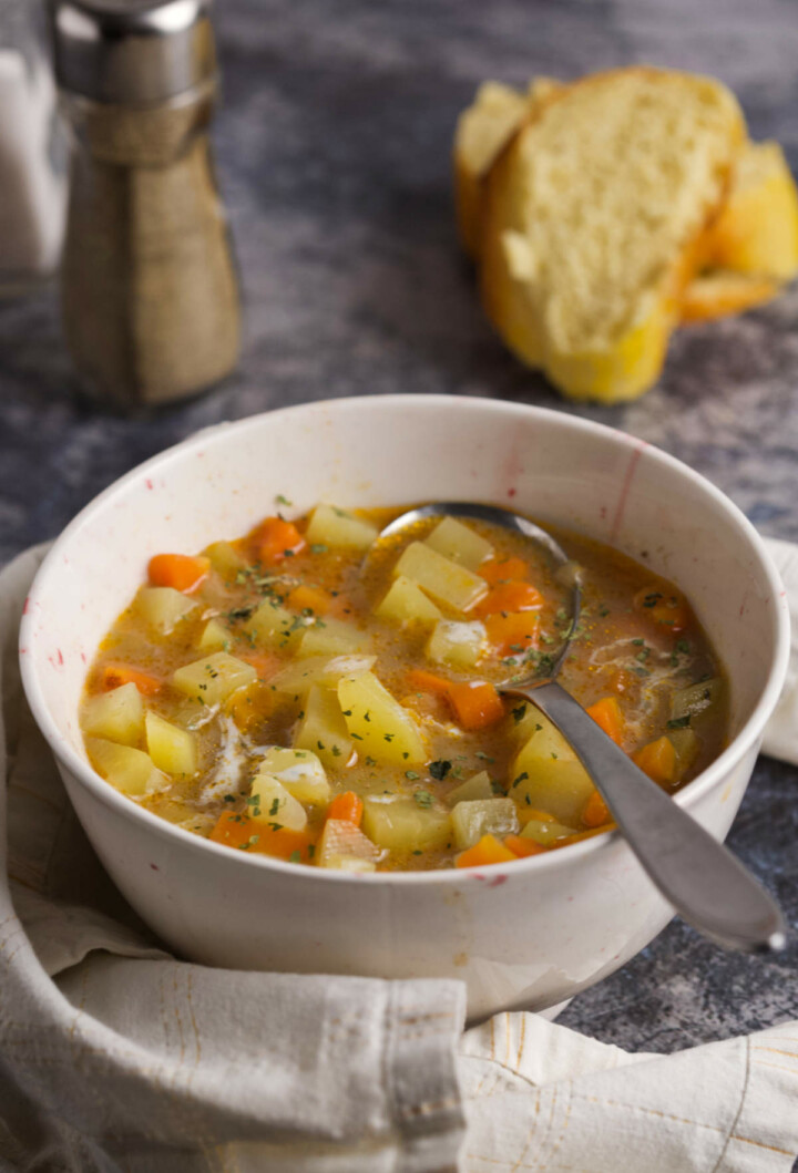 Simple Potato Soup Recipe [Stovetop, Few Ingredients] - Balkan Lunch Box